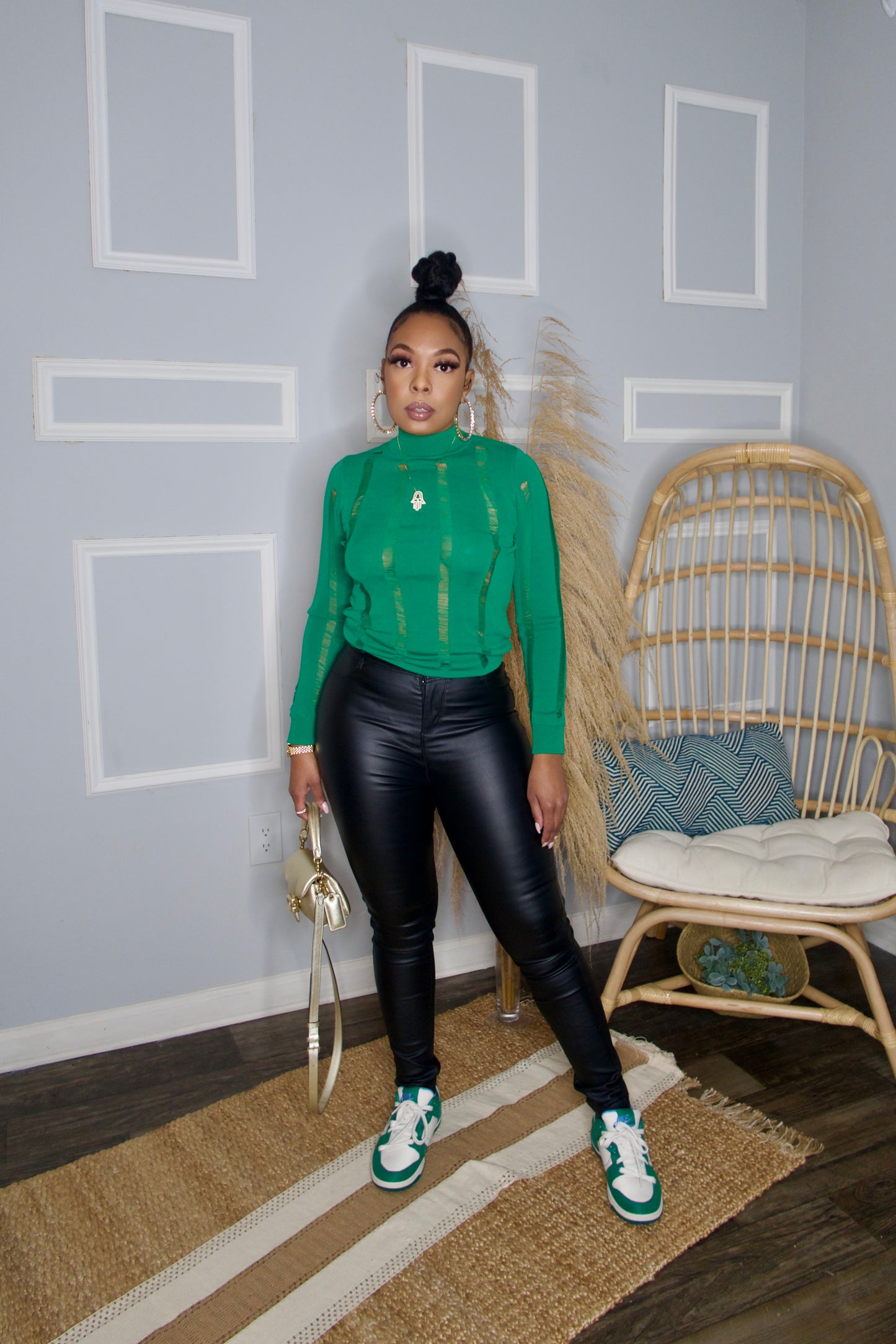Trixie Distressed Sweater- Kelly Green