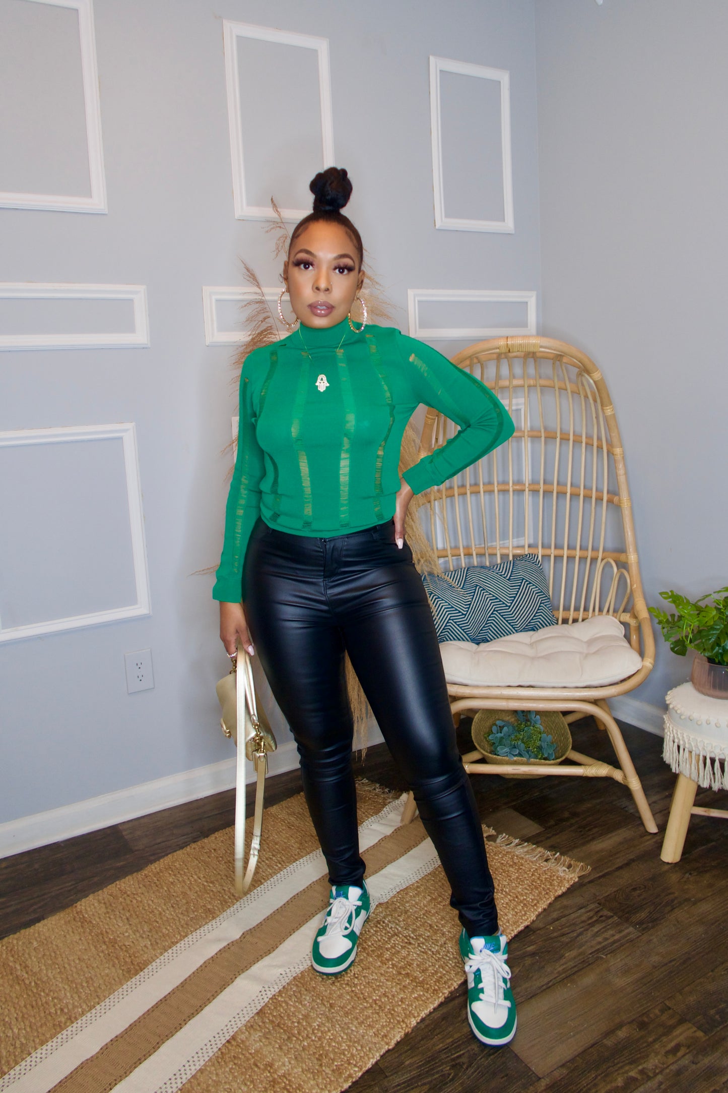 Trixie Distressed Sweater- Kelly Green