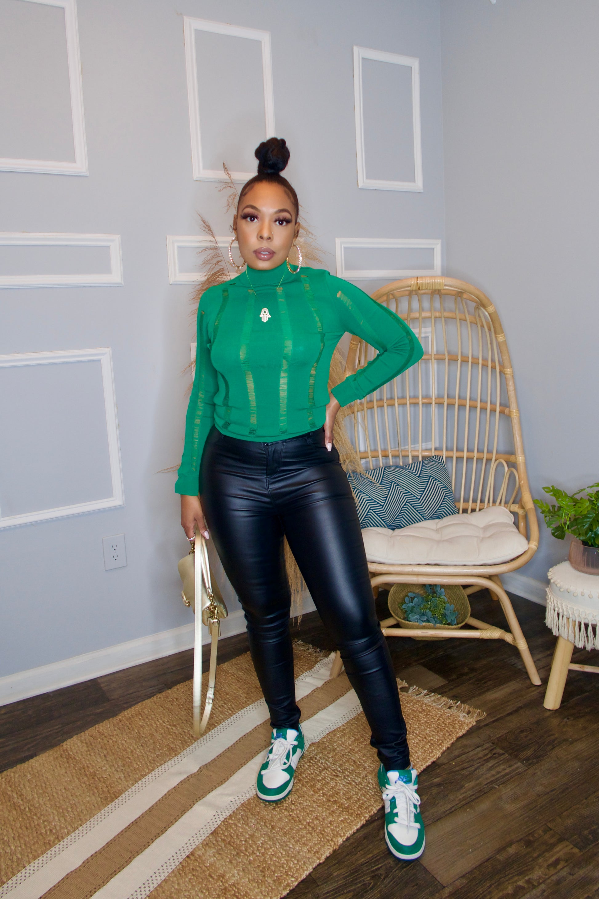 Trixie Distressed Sweater- Kelly Green